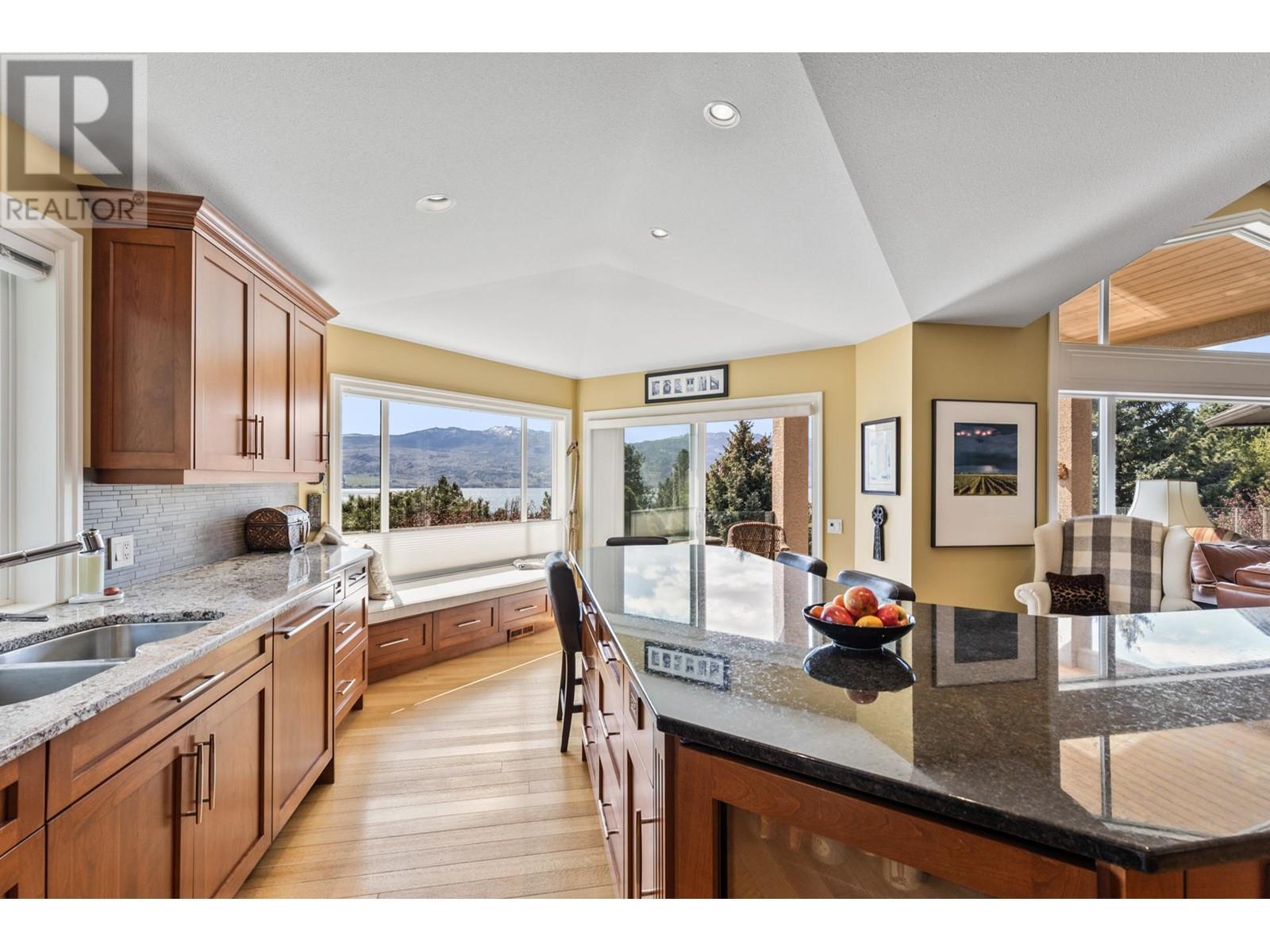 Property at 1554 Chardonnay Place image 4