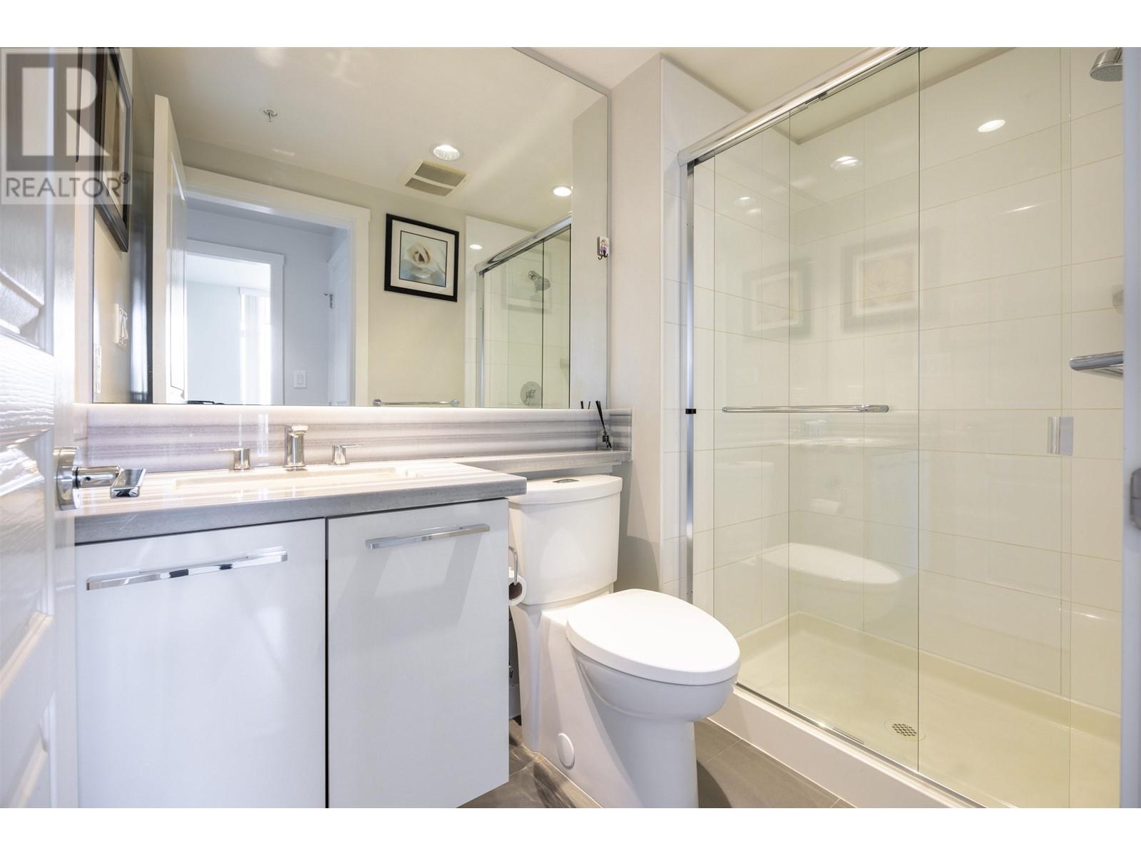 1509 3093 Windsor Gate, Coquitlam, British Columbia  V3B 0N2 - Photo 13 - R2992115