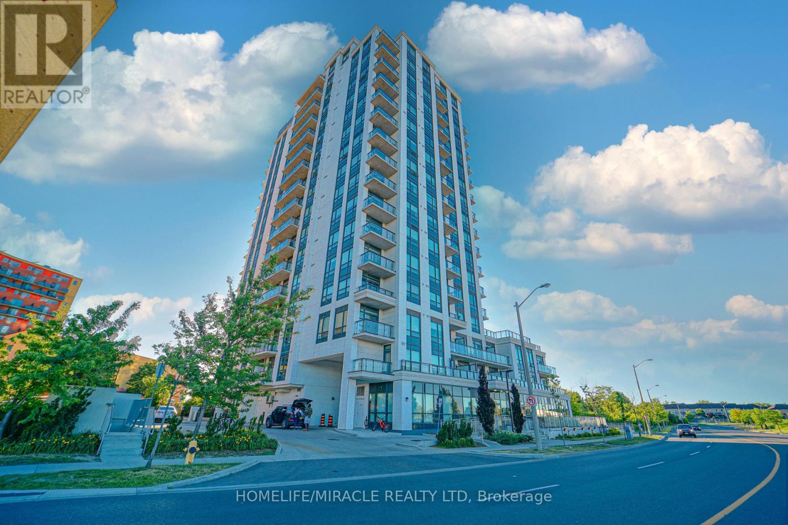 1609 - 840 QUEENS PLATE DRIVE, Toronto, Ontario