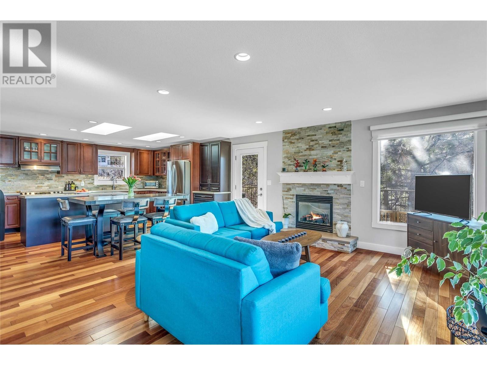 Property at 16621 Maki Road image 5
