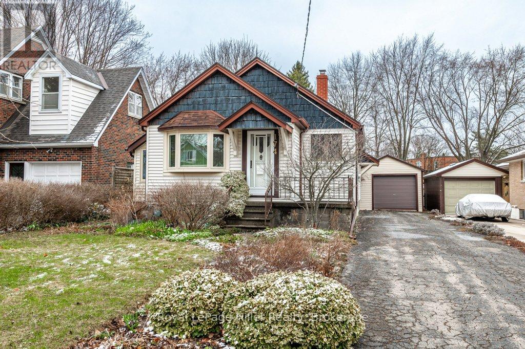 174 CHARLES STREET, Stratford, Ontario