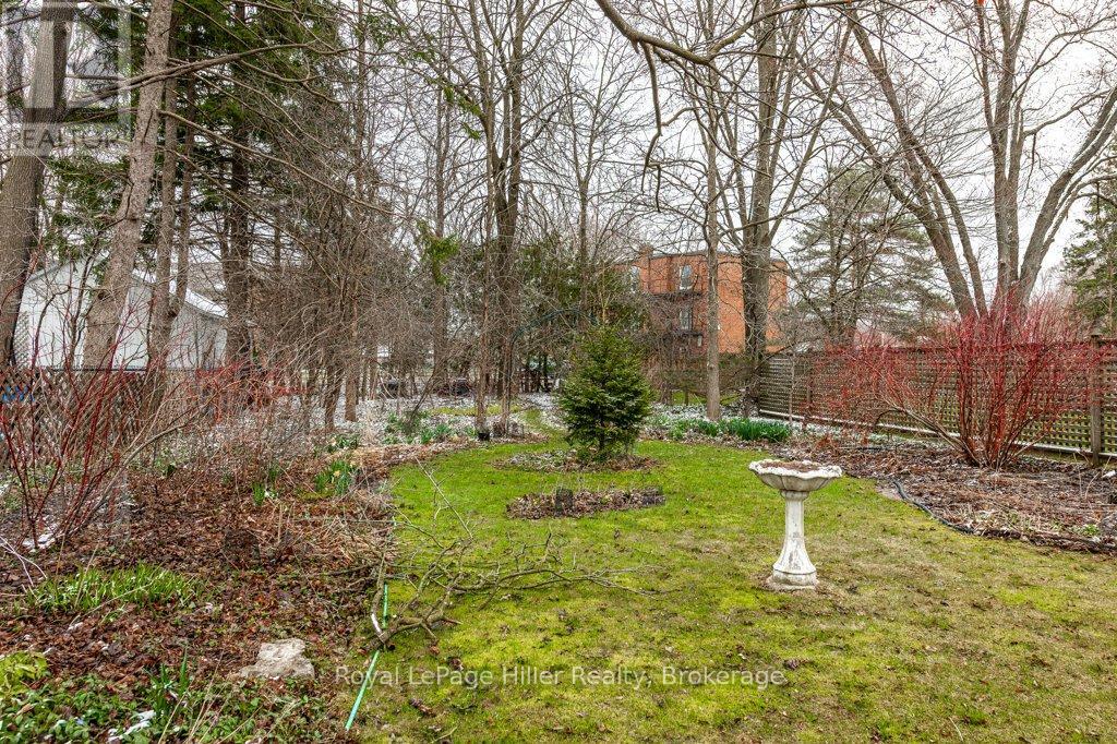 174 Charles Street, Stratford, Ontario  N5A 5Y2 - Photo 26 - X12093994