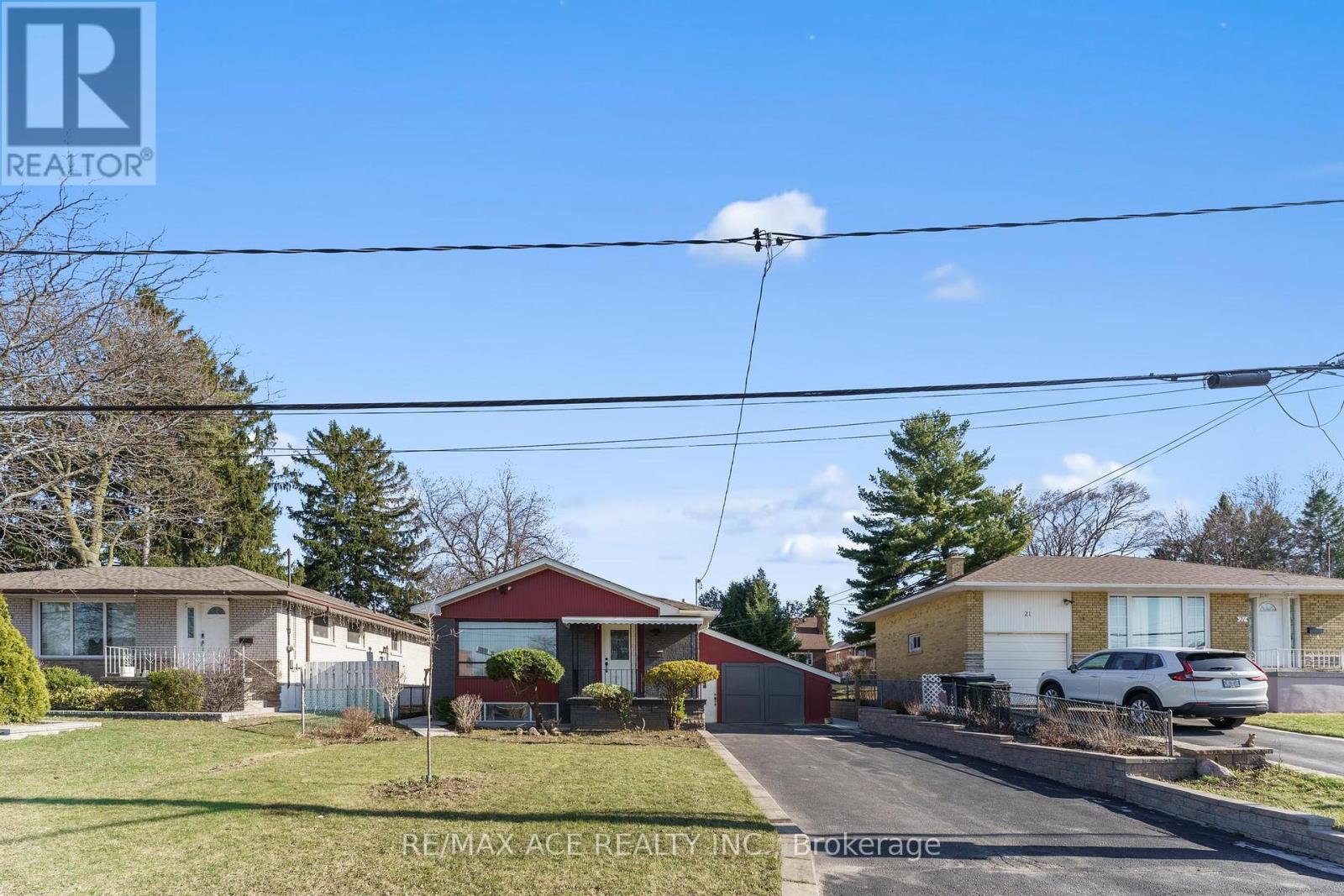 Property at 23 MACDUFF CRESCENT image 2
