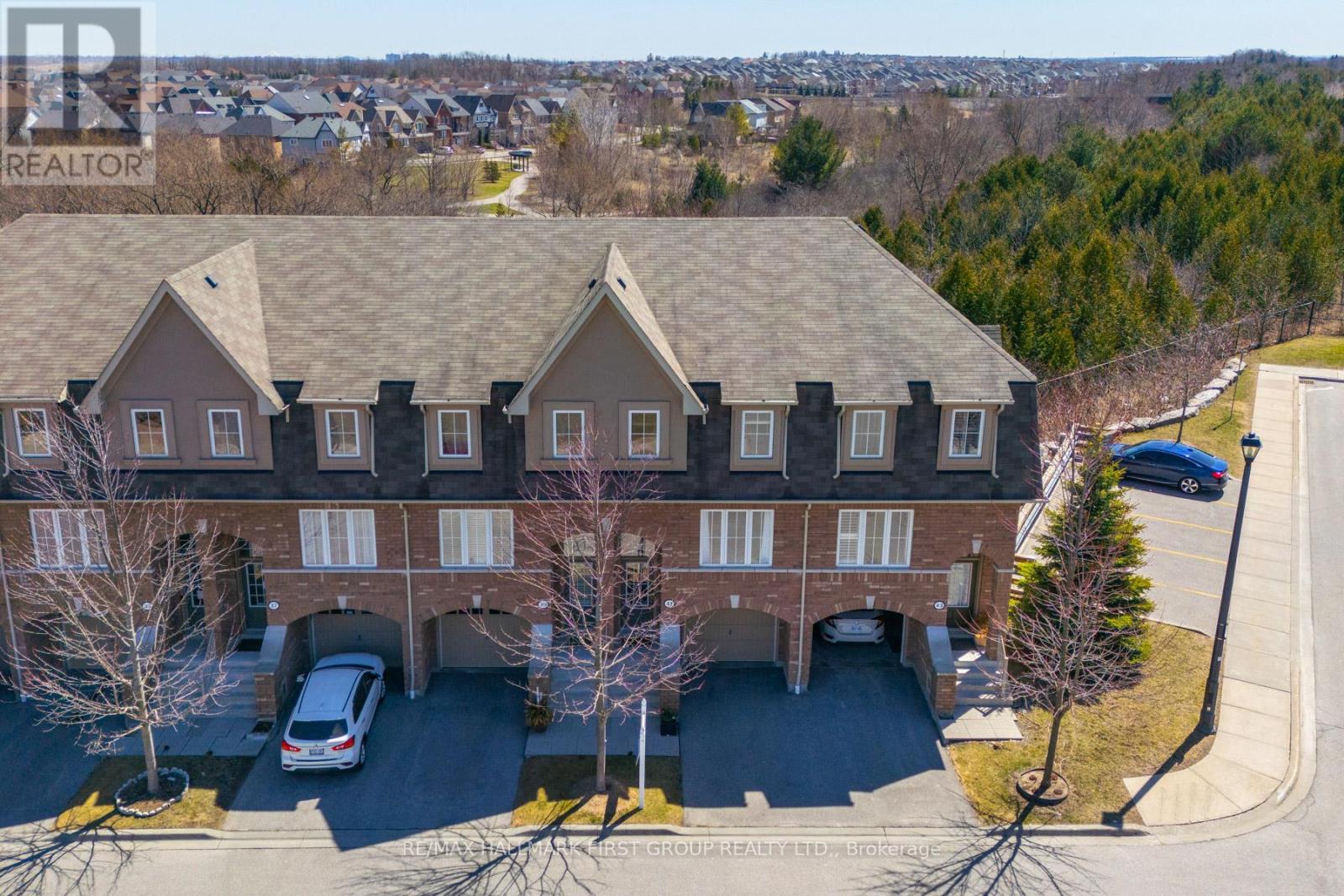 Property at 41 REEVESMERE LANE image 1