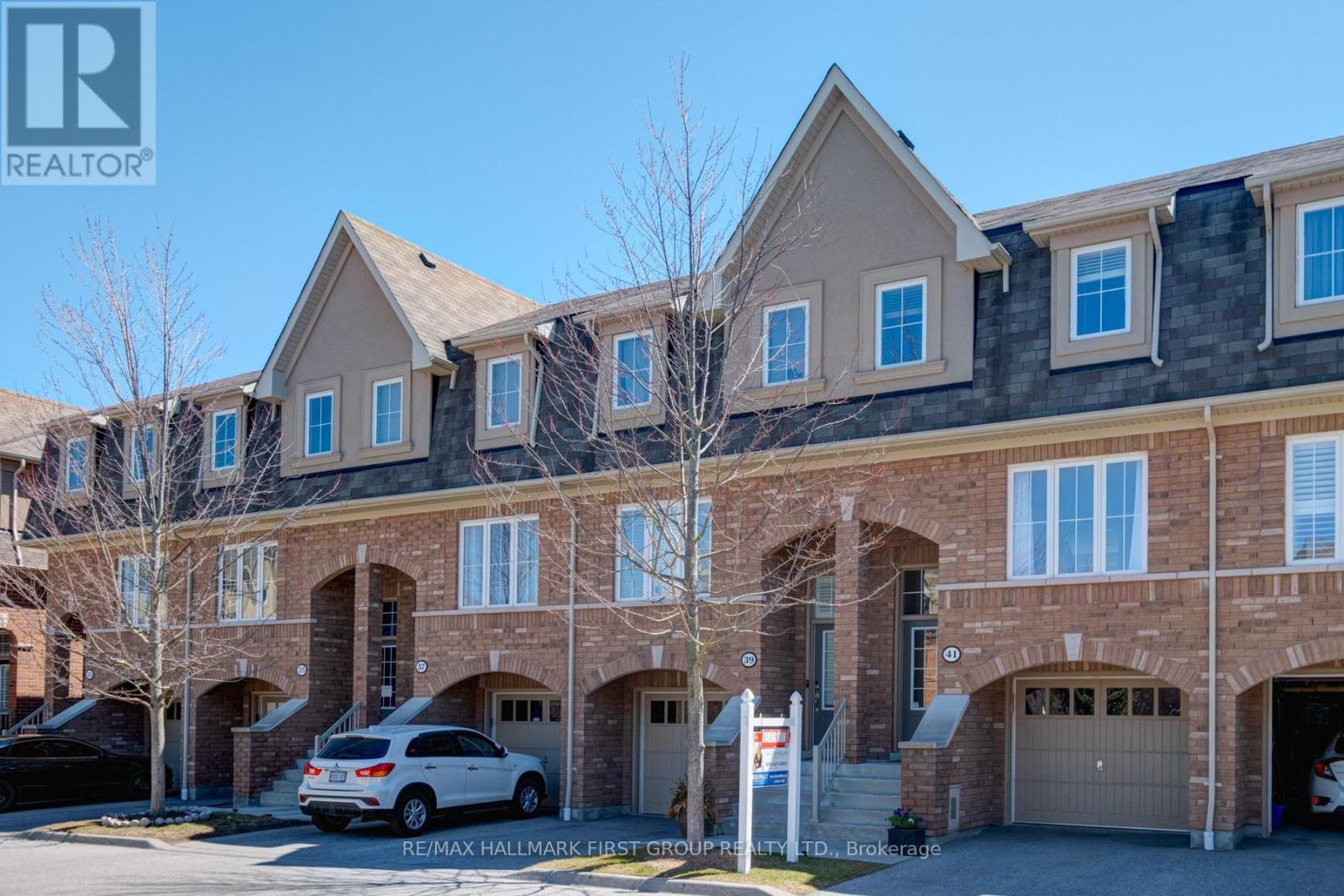 Property at 41 REEVESMERE LANE image 3