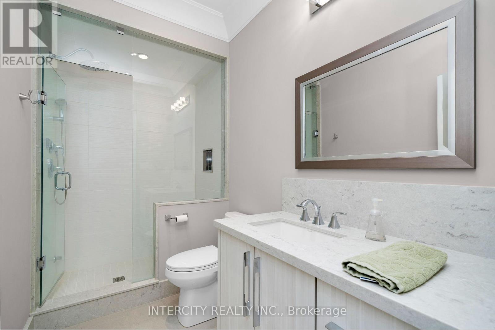 34 Rosebud Court, Vaughan (Kleinburg), Ontario  L0J 1C0 - Photo 33 - N12093952