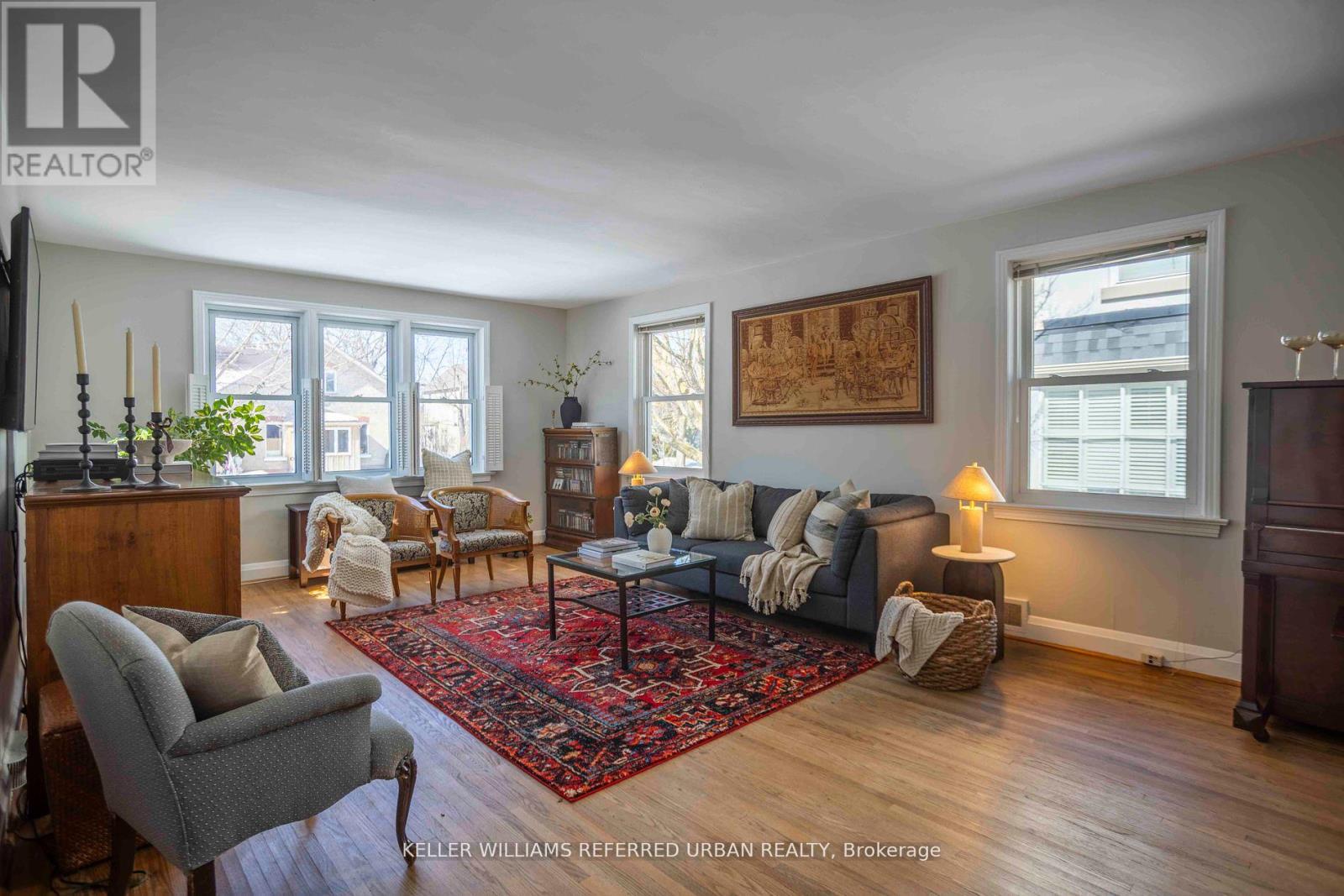 45 Spruce Street, Aurora, Ontario  L4G 1R9 - Photo 6 - N12094008