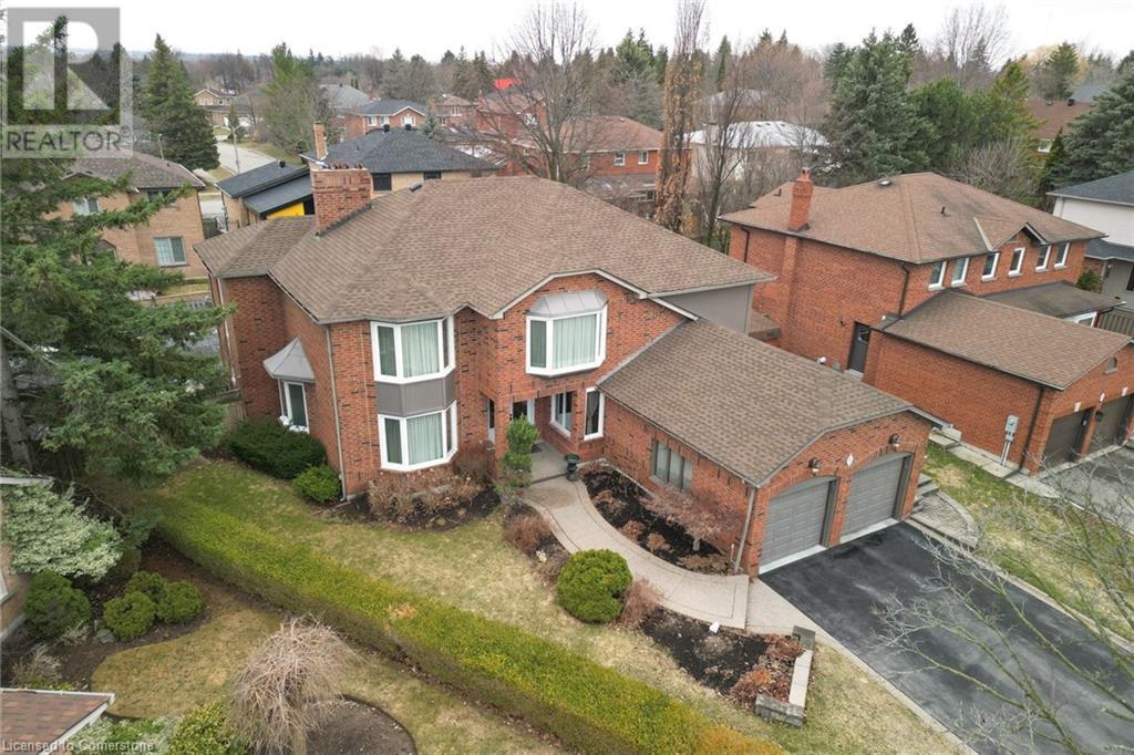 Property at 15 BROOKBANK Court image 4