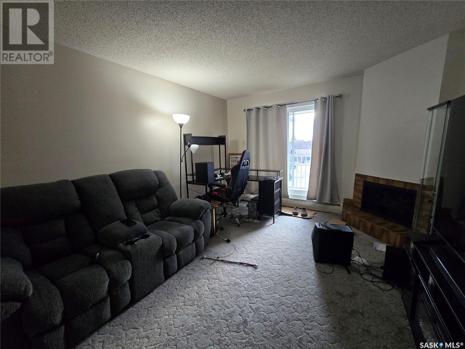 301 1822 Eaglesham Avenue, Weyburn, Saskatchewan  S4H 3A8 - Photo 5 - SK003254