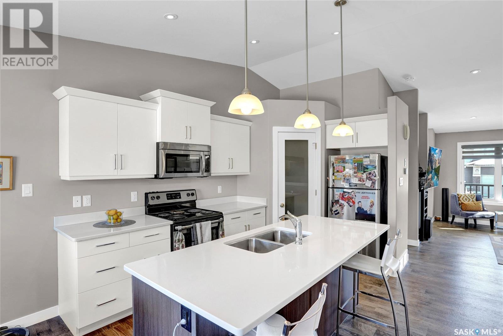4550 James Hill Road, Regina, Saskatchewan  S4W 0K8 - Photo 10 - SK996398
