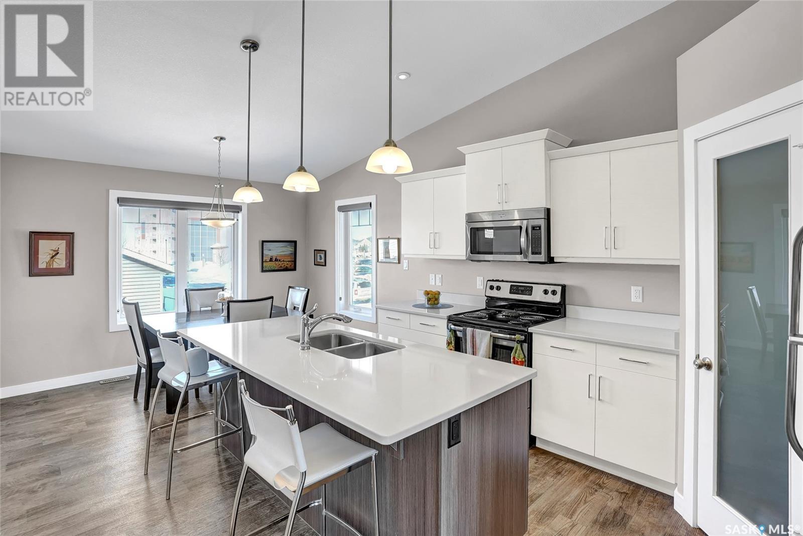 4550 James Hill Road, Regina, Saskatchewan  S4W 0K8 - Photo 9 - SK996398