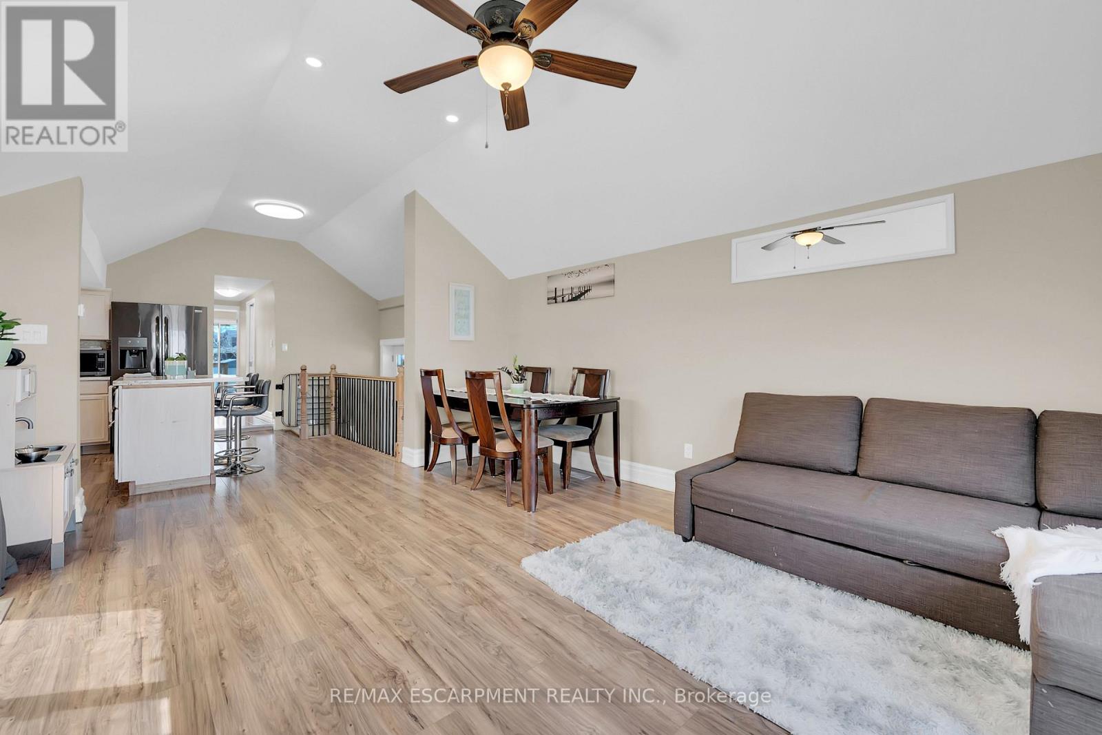 Property at 3614 CAMPDEN ROAD image 5