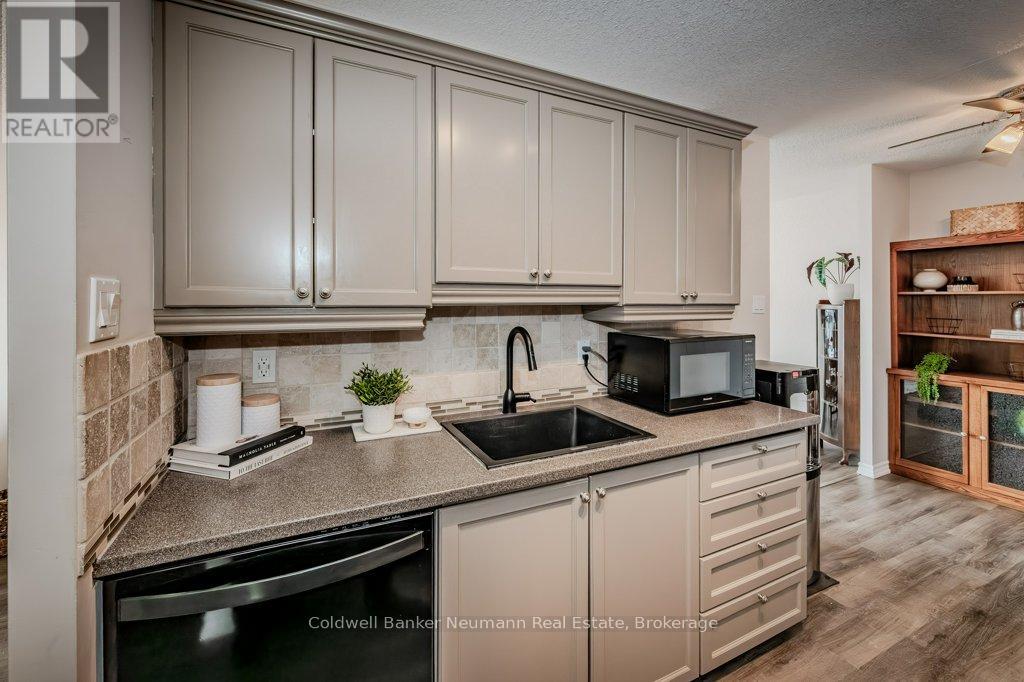 812 - 23 Woodlawn Road E, Guelph, Ontario  N1H 7G6 - Photo 9 - X12030607