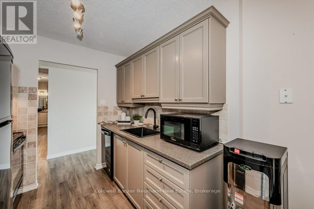812 - 23 Woodlawn Road E, Guelph, Ontario  N1H 7G6 - Photo 8 - X12030607
