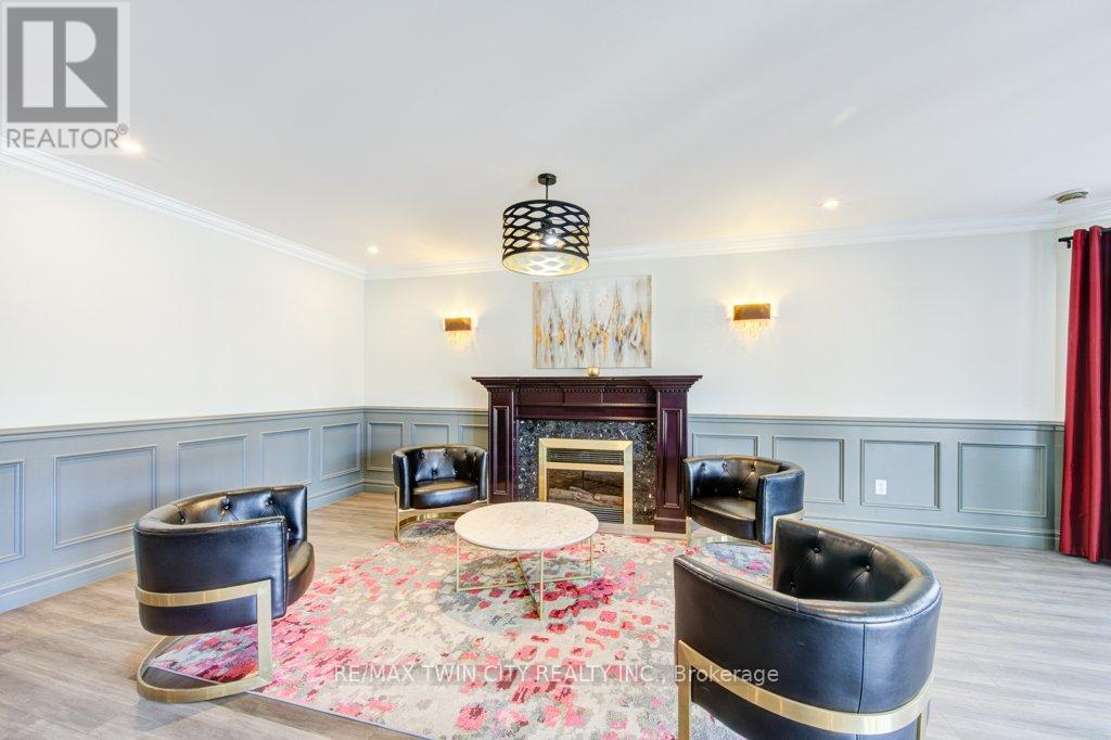1001 - 255 Keats Way, Waterloo, Ontario  N2L 6N6 - Photo 4 - X12073649