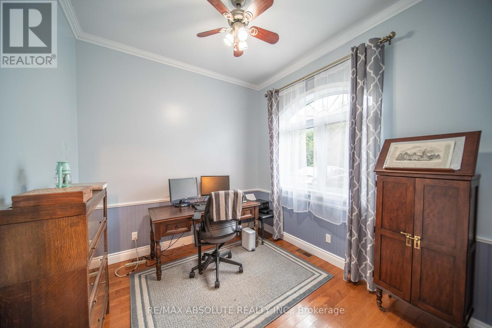 139 Felton Crescent, Russell, Ontario  K4R 1E5 - Photo 5 - X12094072