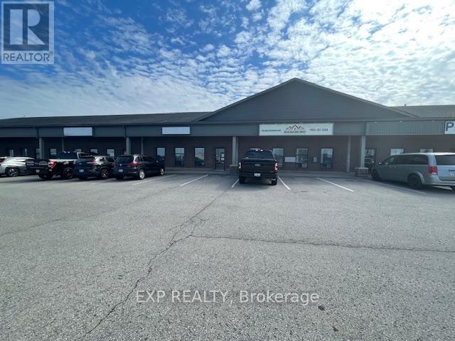 6 - 2601 Highway 20 Highway, Thorold, Ontario  L0S 1E6 - Photo 4 - X12093993