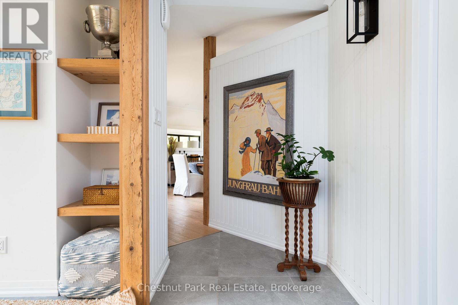 Property at 200 NORTHMOUNT CRESCENT image 3