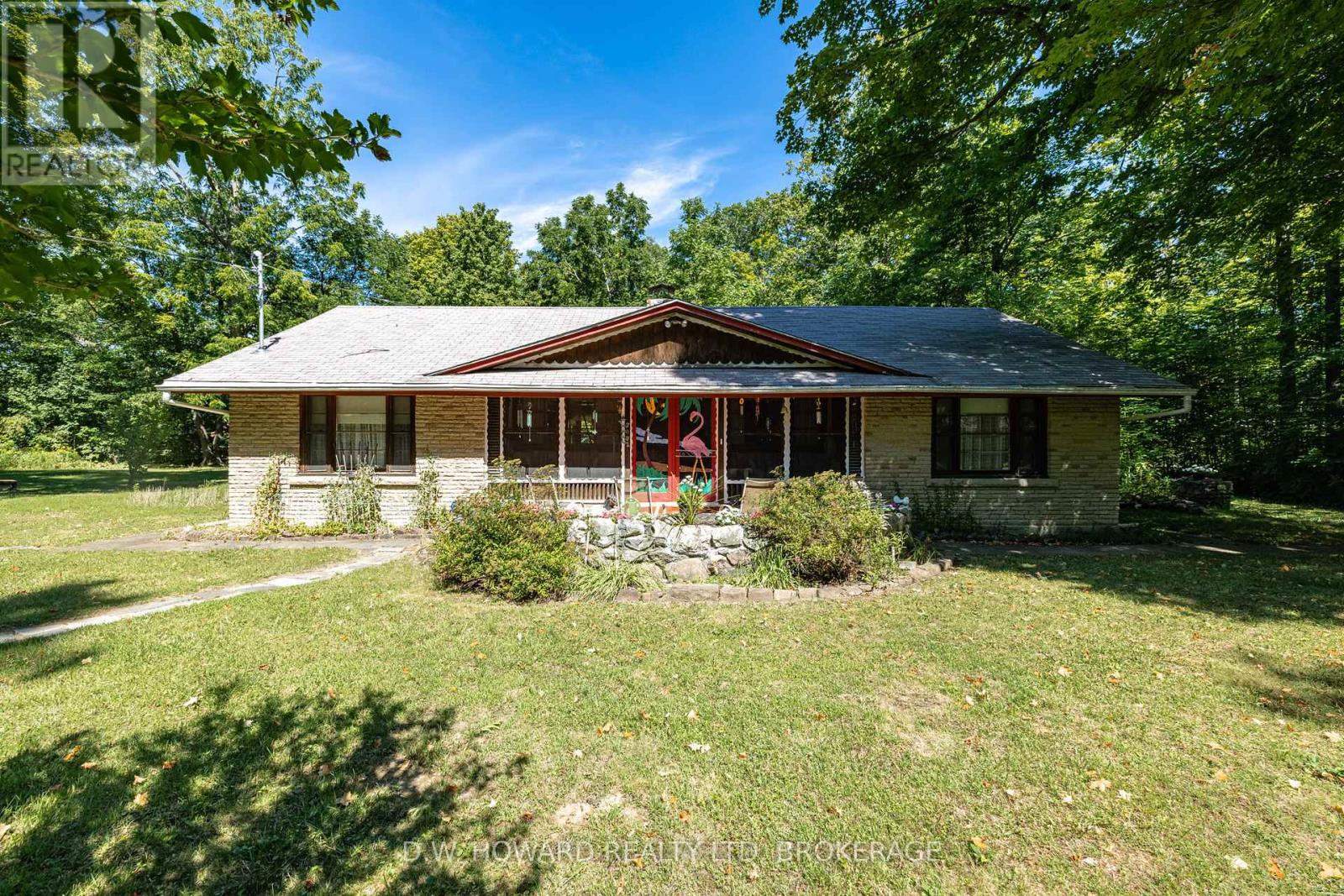 Property at 3052 MAPLE AVENUE image 2