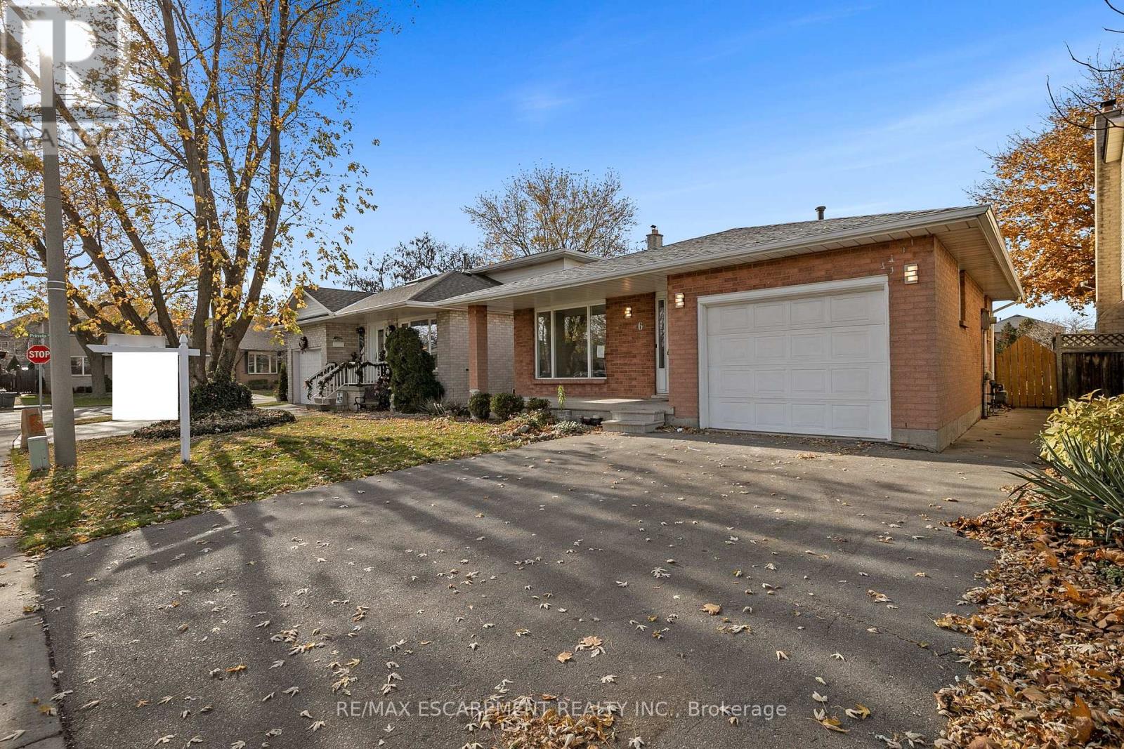 Property at 6 BARBARA COURT image 2
