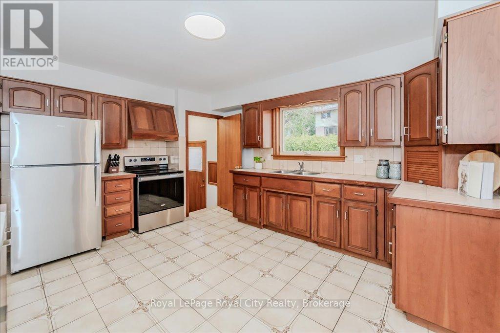 83 Renfield Street, Guelph, Ontario  N1E 4A5 - Photo 11 - X12094091
