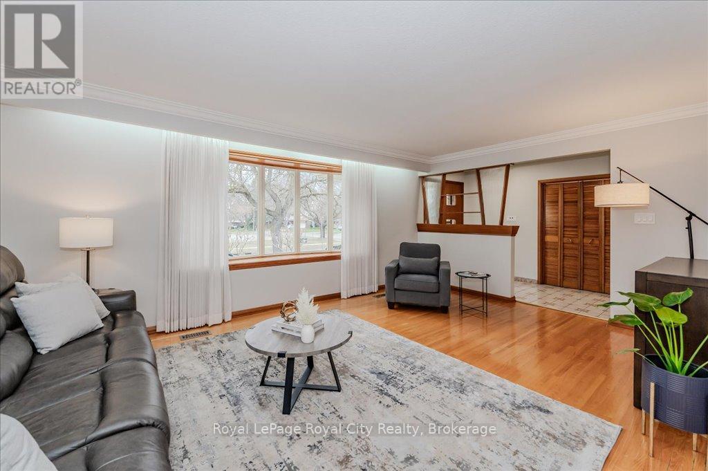 83 Renfield Street, Guelph, Ontario  N1E 4A5 - Photo 6 - X12094091