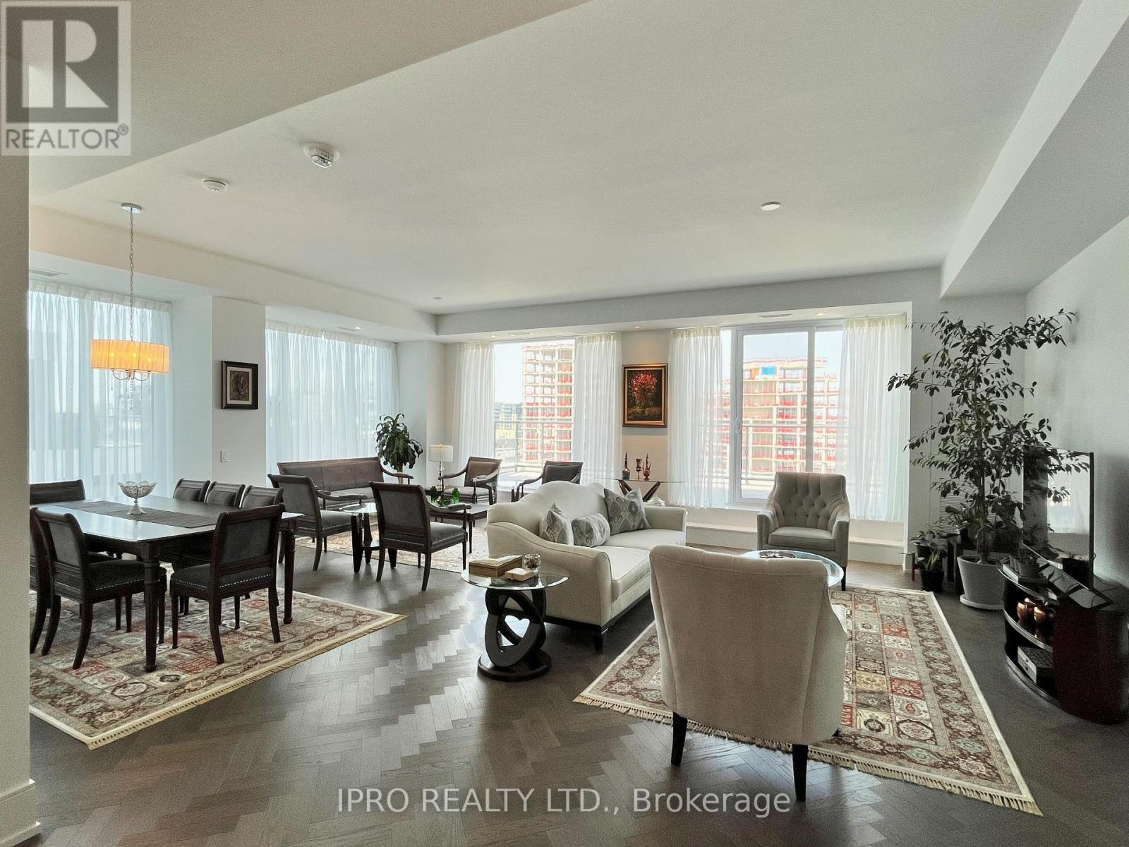 1002 - 455 Wellington Street W, Toronto, Ontario  M5J 2R2 - Photo 13 - C12094064