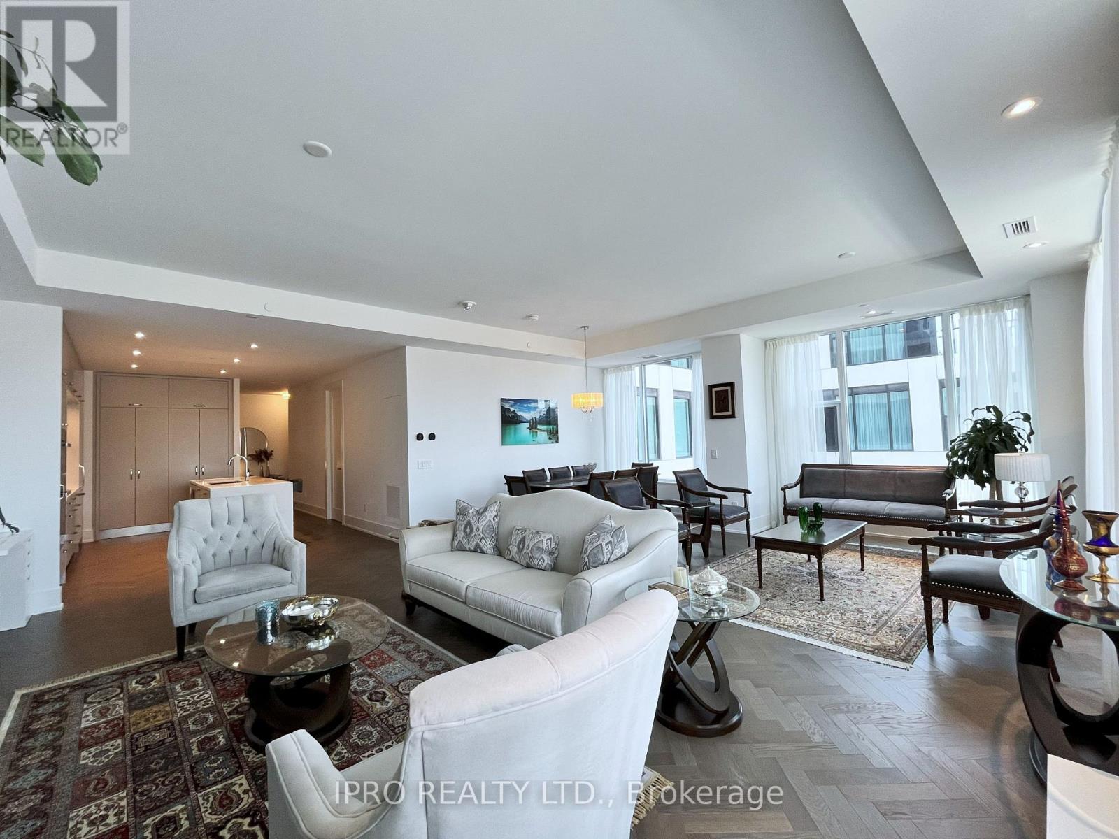 1002 - 455 Wellington Street W, Toronto, Ontario  M5J 2R2 - Photo 14 - C12094064