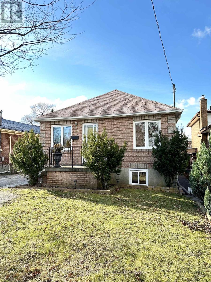 Property at 28 HUNTINGTON AVENUE image 2