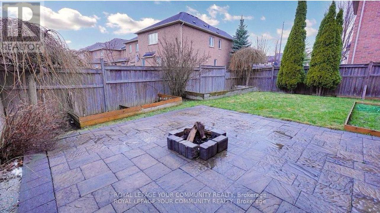 100 Grand Oak Drive, Richmond Hill, Ontario  L4E 4A6 - Photo 28 - N12093519