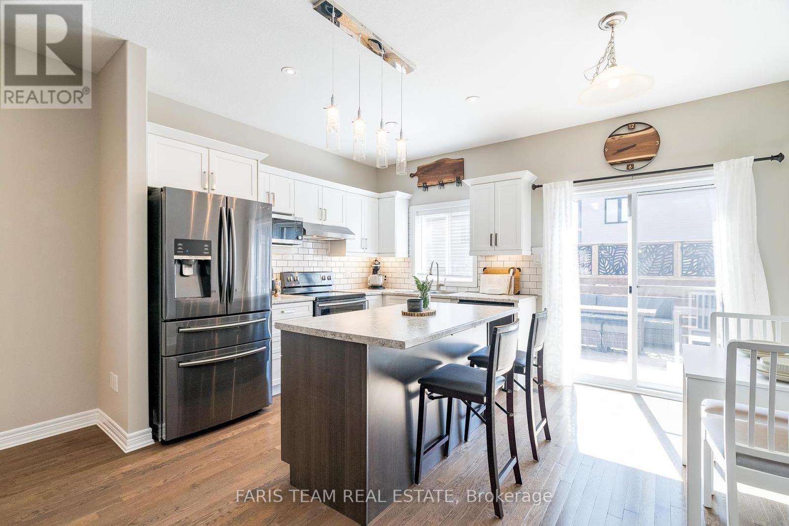 Property at 1045 COOK DRIVE image 3