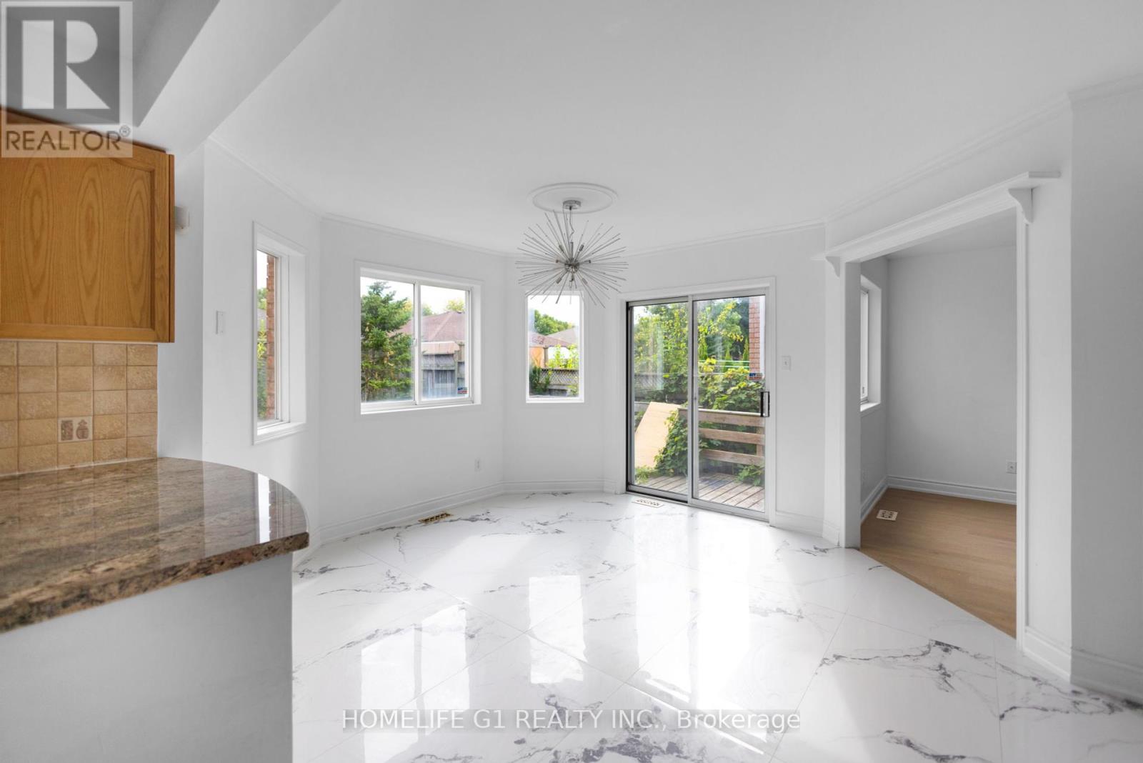 9 Hodgson Drive, Barrie, Ontario  L4N 7Y2 - Photo 9 - S12094143