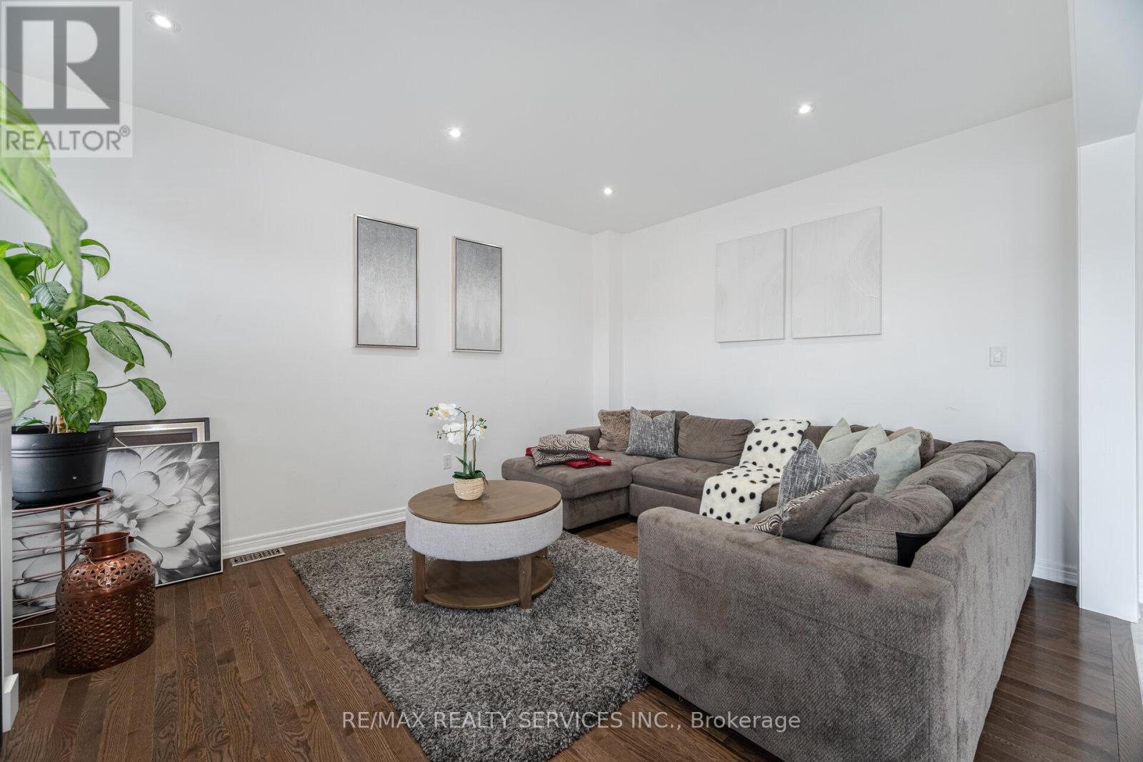 17 Boathouse Road, Brampton, Ontario  L7A 5B5 - Photo 11 - W12092012