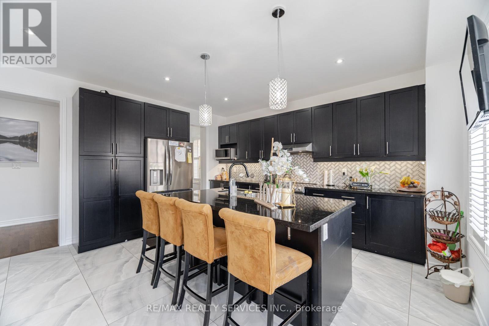 Property at 17 BOATHOUSE ROAD image 3