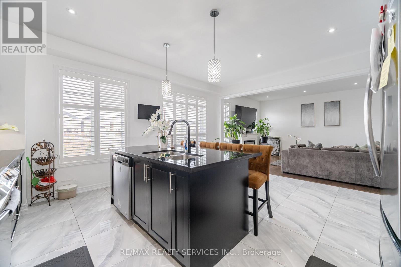 17 Boathouse Road, Brampton, Ontario  L7A 5B5 - Photo 7 - W12092012