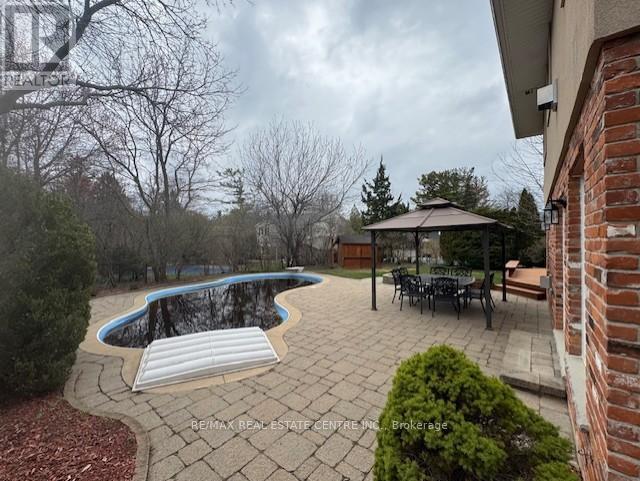2162 Devon Road, Oakville, Ontario  L6J 2N4 - Photo 8 - W12094130
