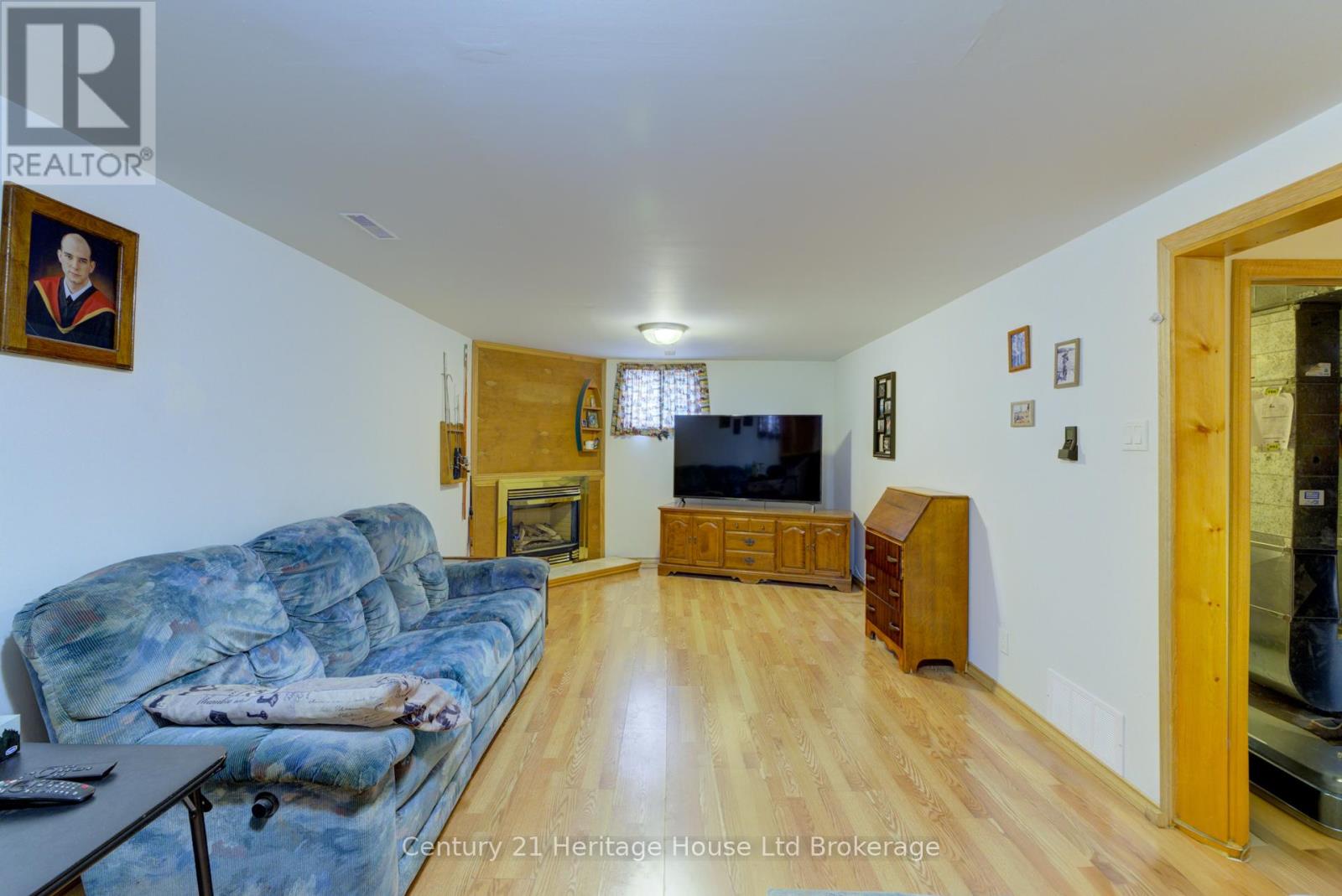 72 Magnolia Drive, Brant, Ontario  N3L 3L3 - Photo 26 - X12002141