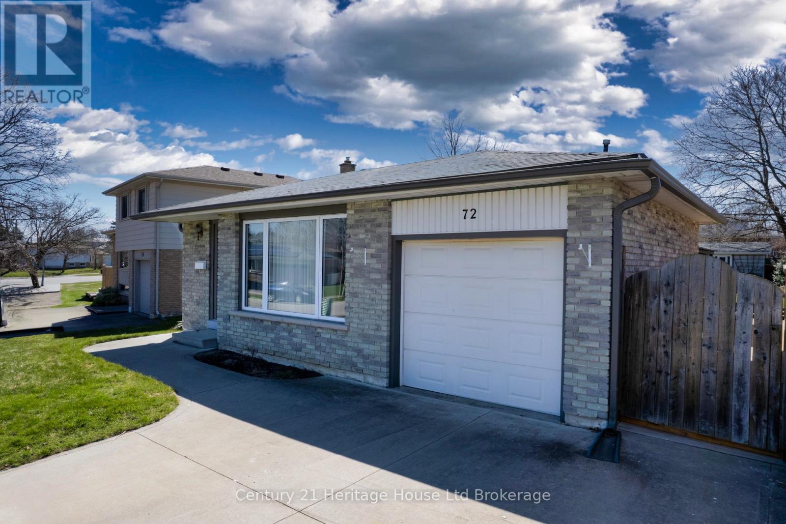 Property at 72 MAGNOLIA DRIVE image 3