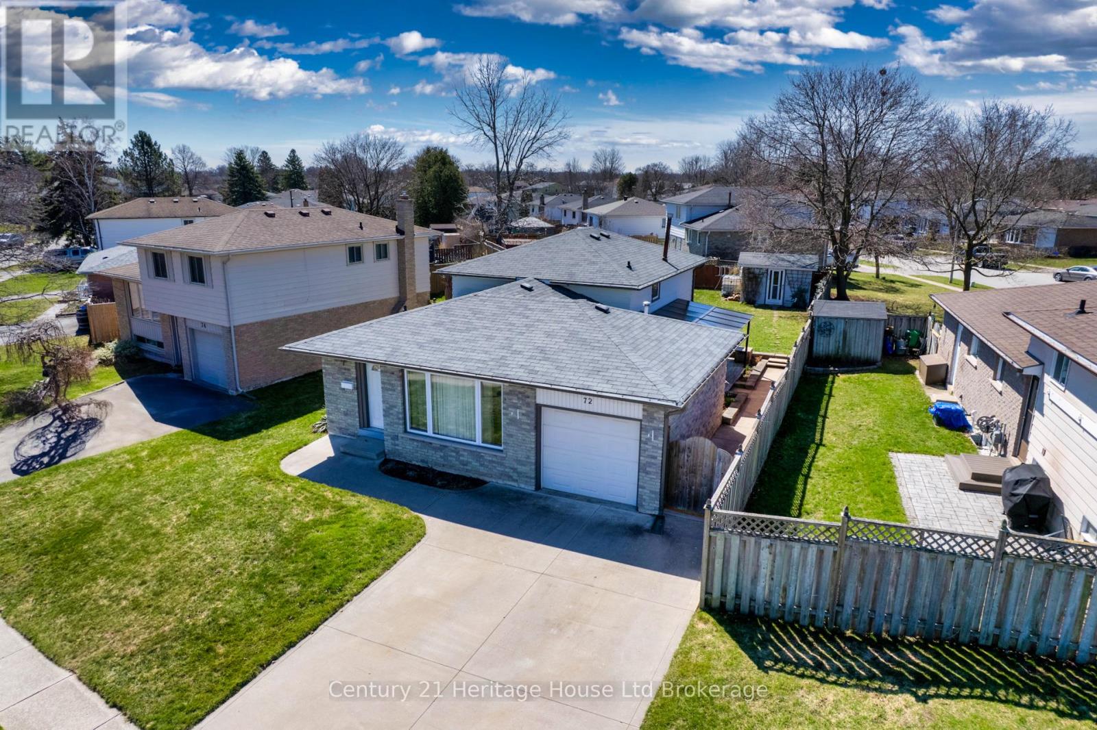 72 Magnolia Drive, Brant, Ontario  N3L 3L3 - Photo 35 - X12002141