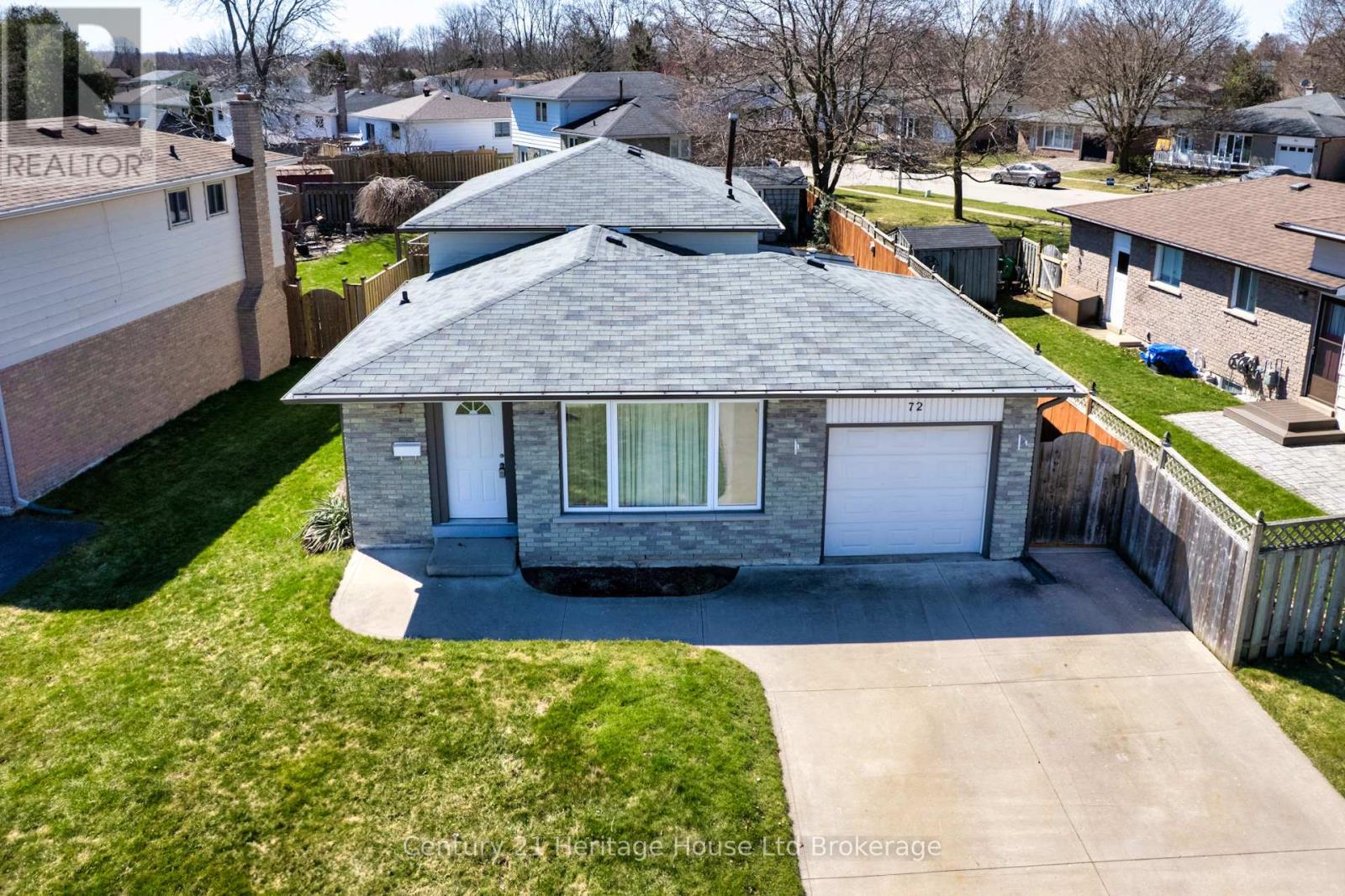 72 Magnolia Drive, Brant, Ontario  N3L 3L3 - Photo 34 - X12002141