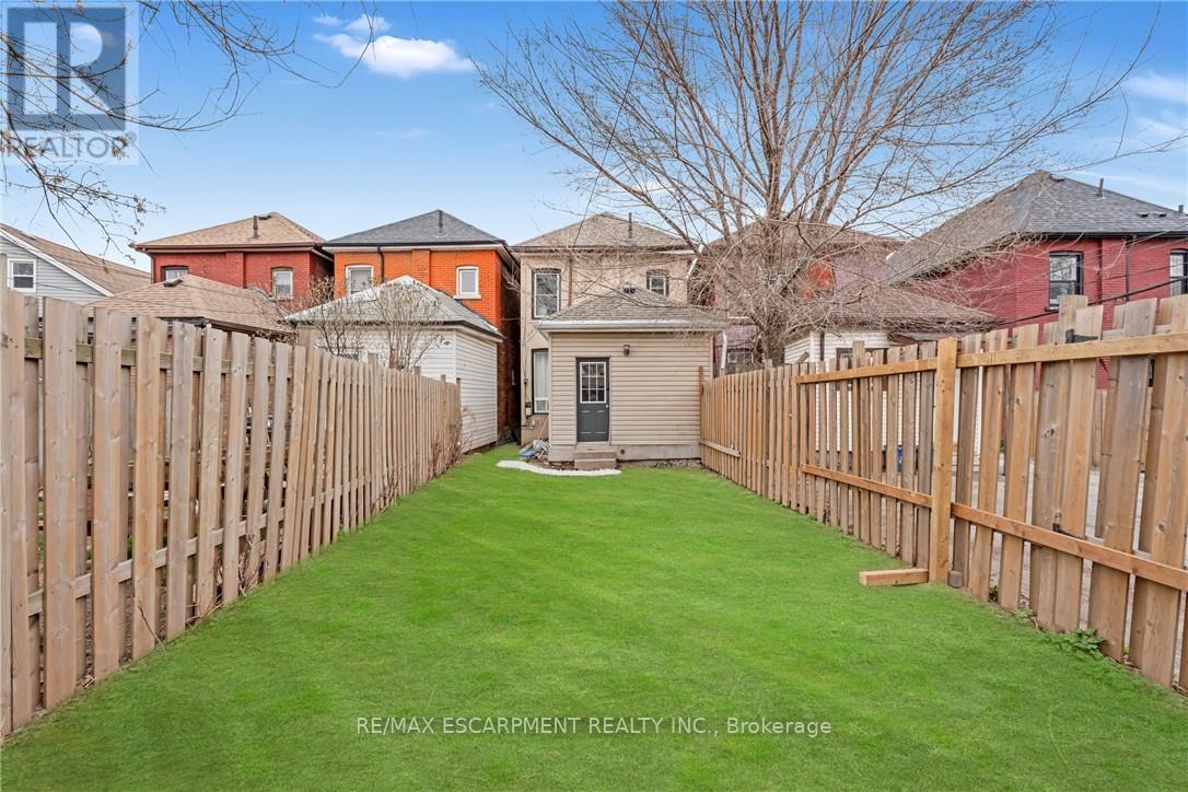 26 Madison Avenue, Hamilton, Ontario  L8L 5Y3 - Photo 23 - X12094058