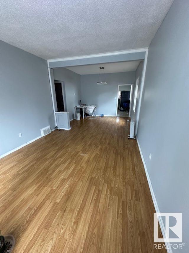 Property at 11903 94 ST NW image 3