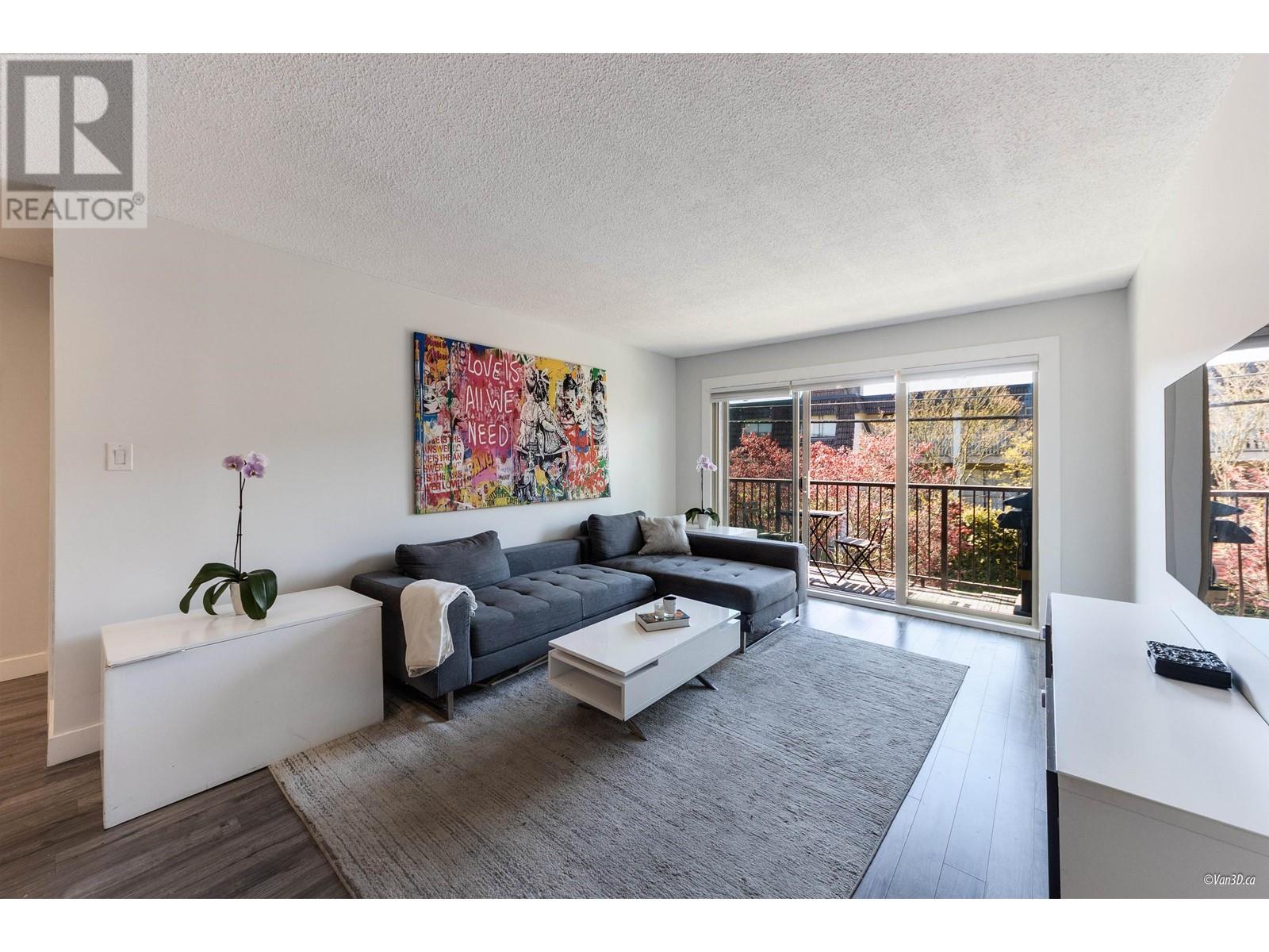 101 225 W 3rd Street, North Vancouver, British Columbia  V7M 1E9 - Photo 1 - R2992142