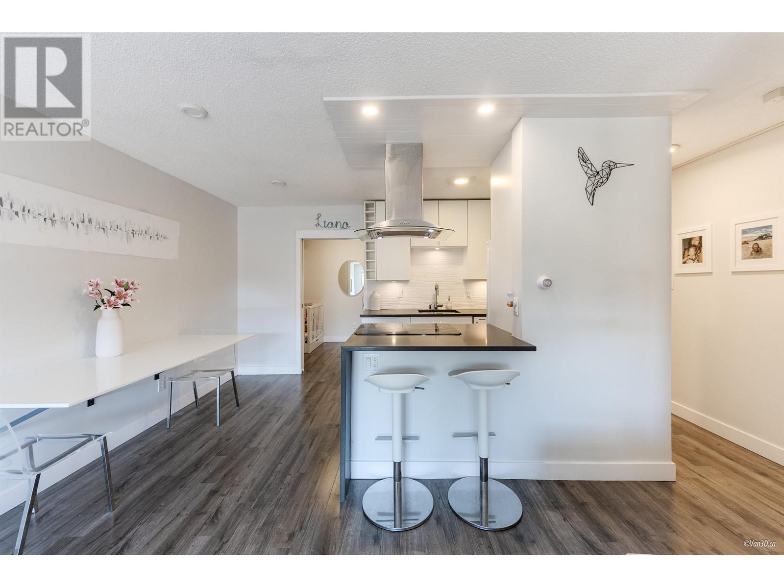 101 225 W 3rd Street, North Vancouver, British Columbia  V7M 1E9 - Photo 4 - R2992142