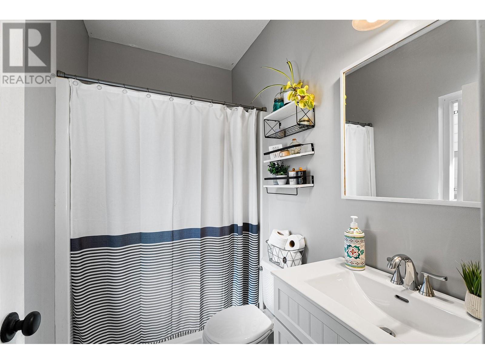 Property at 206 o'connor Road image 2