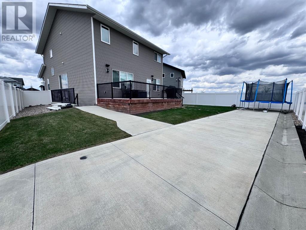 Property at 35 Traynor Close image 2