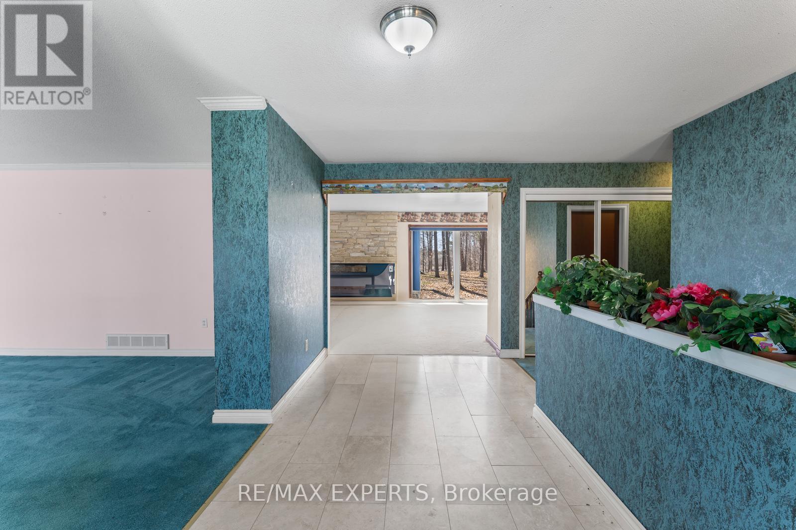16 Millwood Parkway, Vaughan, Ontario  L4H 4X5 - Photo 10 - N12094177