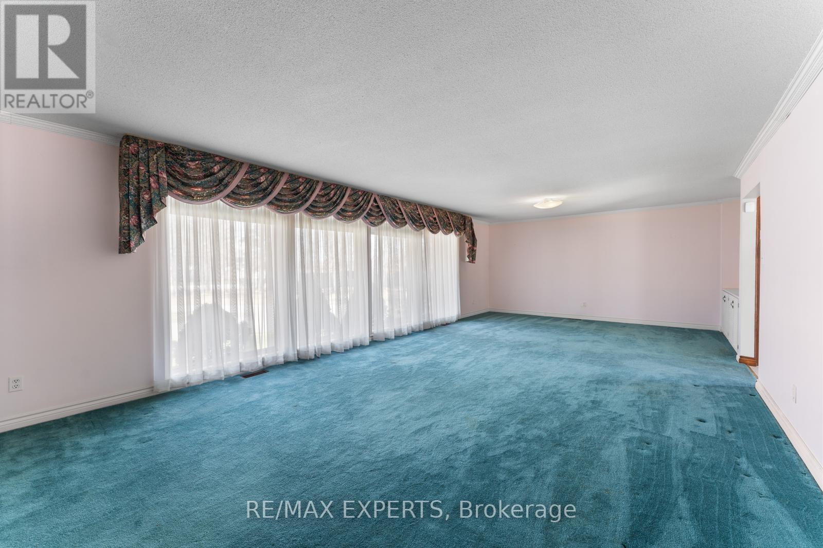 16 Millwood Parkway, Vaughan, Ontario  L4H 4X5 - Photo 11 - N12094177