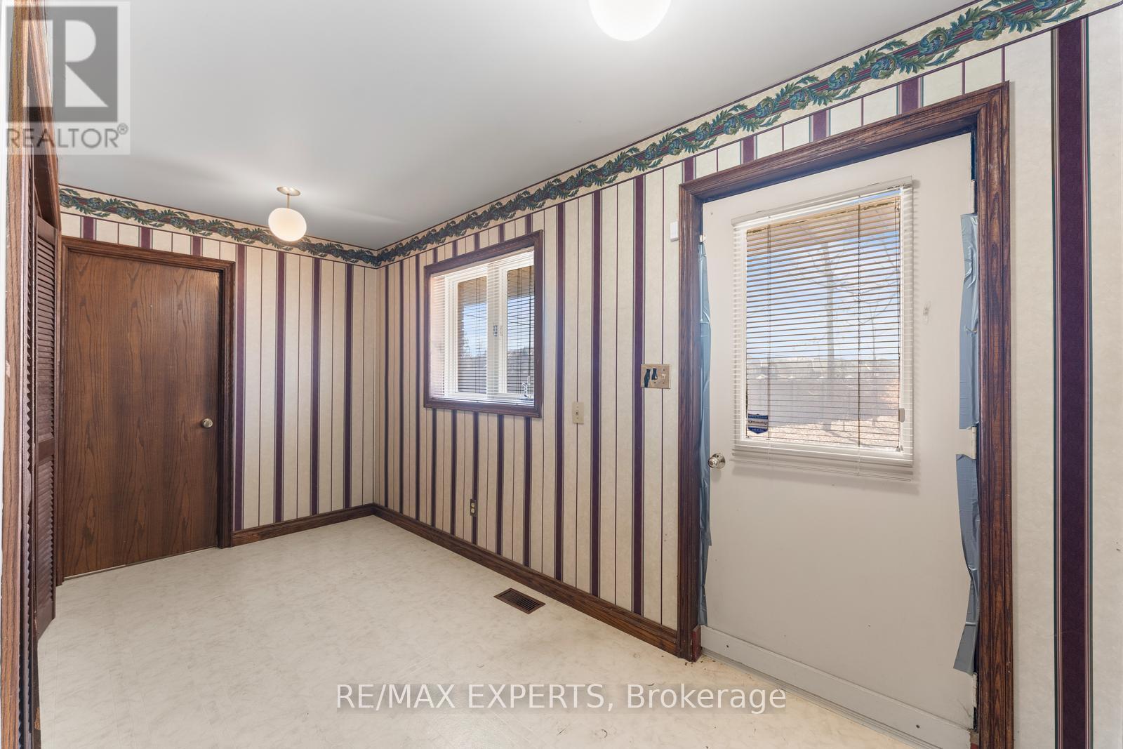 16 Millwood Parkway, Vaughan, Ontario  L4H 4X5 - Photo 20 - N12094177