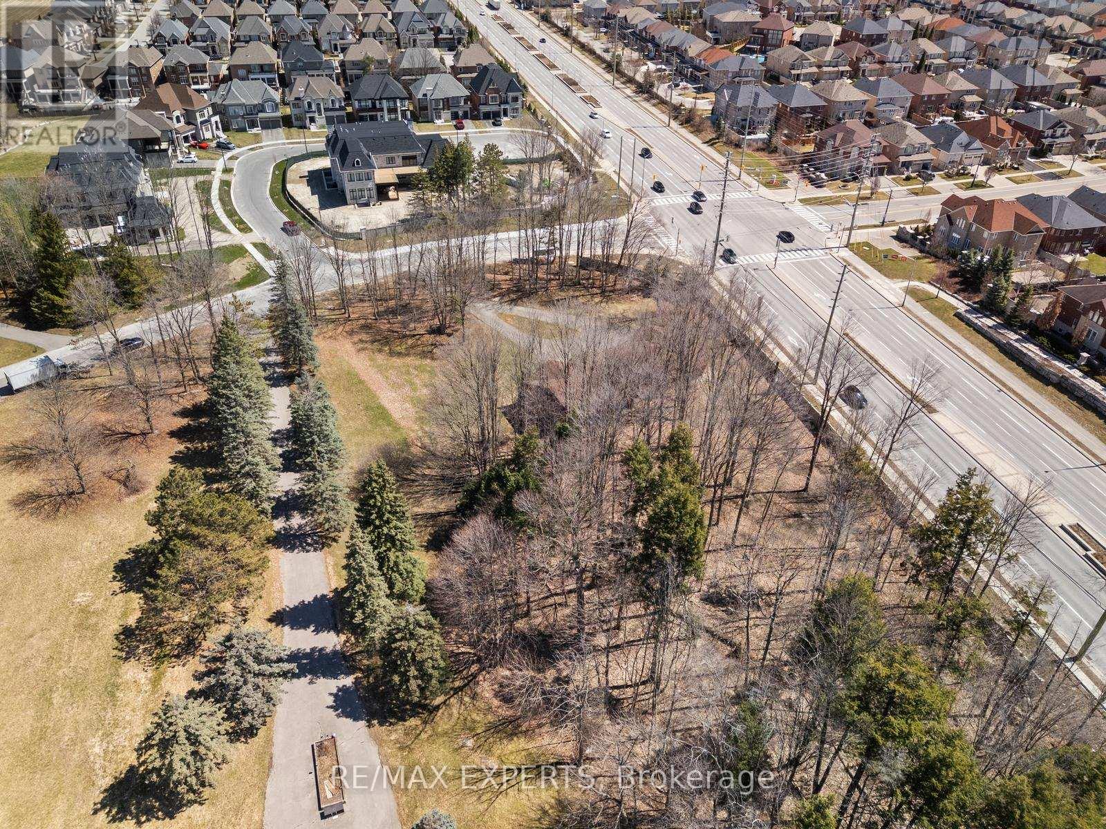 16 Millwood Parkway, Vaughan, Ontario  L4H 4X5 - Photo 40 - N12094177